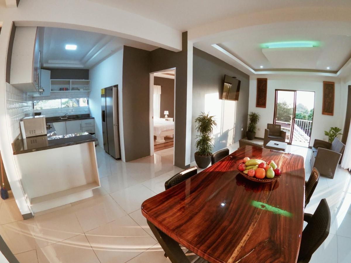 Zeus Guesthouse -Free Sjo Airport Shuttle La Garita Kültér fotó