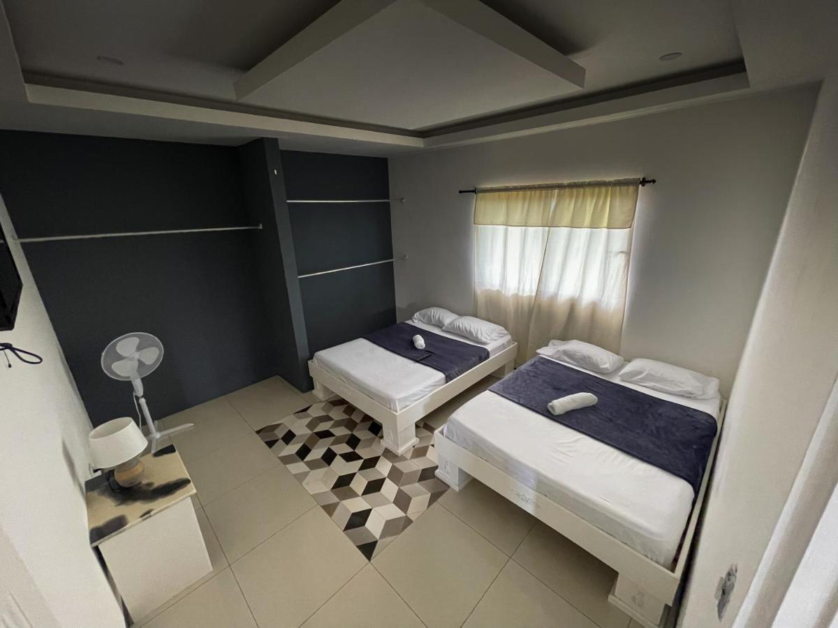 Zeus Guesthouse -Free Sjo Airport Shuttle La Garita Kültér fotó